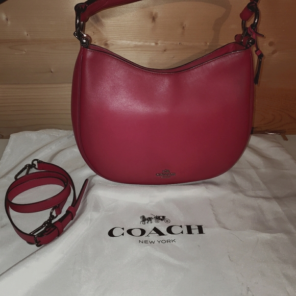Coach Nomad Leather Purse - Picture 1 of 4